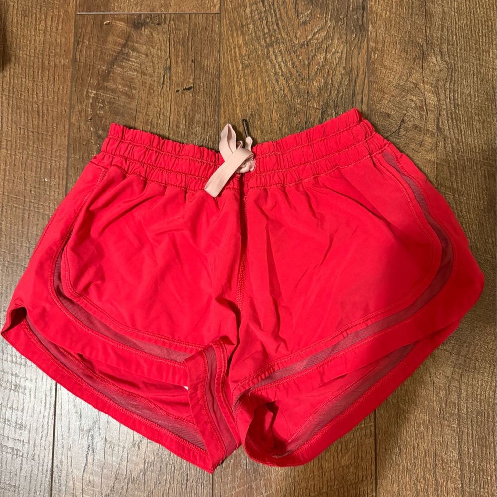 Super rare lululemon shorts with tie!